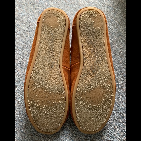 TOMS Suede Aztec Ankle Booties - Picture 8 of 9